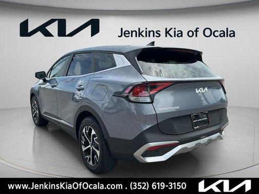 Everlasting Silver 2023 Kia Sportage EX
