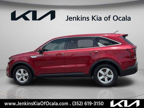 Passion Red Tintcoat 2022 Kia Sorento LX