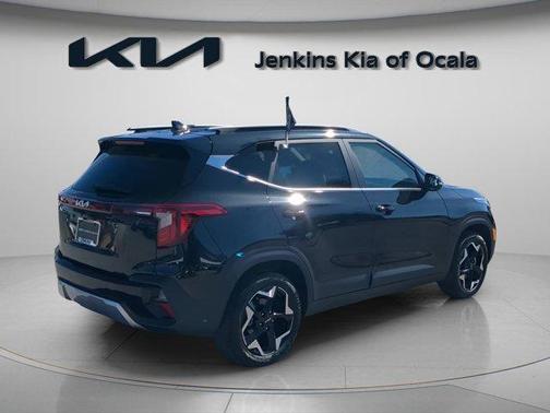 2025 Kia Seltos EX