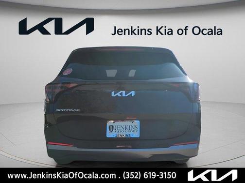 Ebony Black 2026 Kia Sportage LX