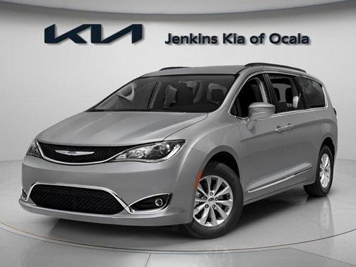 2018 Chrysler Pacifica Touring Plus