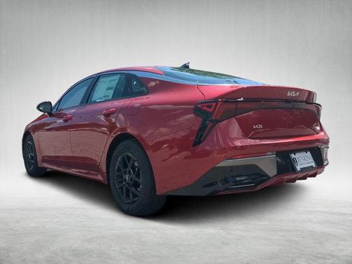 2025 Kia K5 LXS