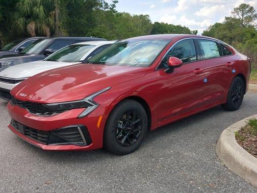 2025 Kia K5 LXS