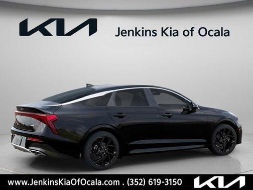 Aurora Black Pearl 2026 Kia K5 GT-Line