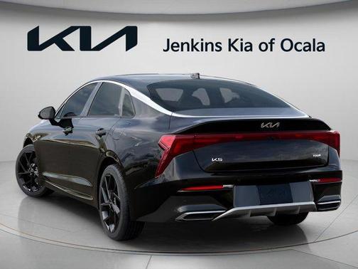 Aurora Black Pearl 2026 Kia K5 GT-Line