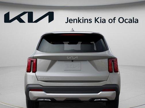 Ivory Silver 2026 Kia Sorento LX