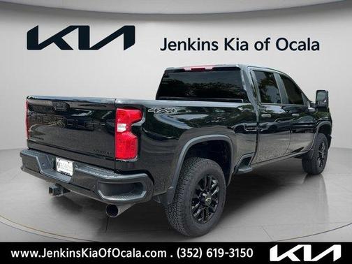 Black 2025 Chevrolet Silverado 2500 Custom