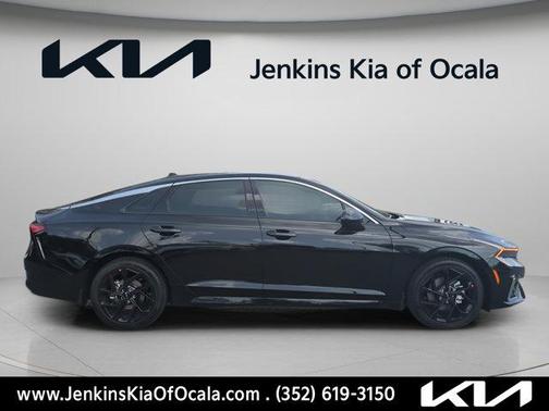 Aurora Black Pearl 2026 Kia K5 GT-Line