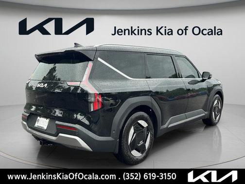 Ebony Black 2026 Kia EV9 Wind