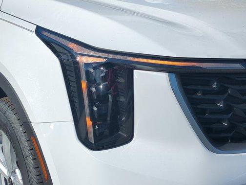 Glacial White Pearl 2026 Kia Sorento LX