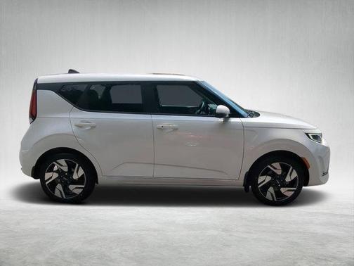 2025 Kia Soul GT-Line 2.0L