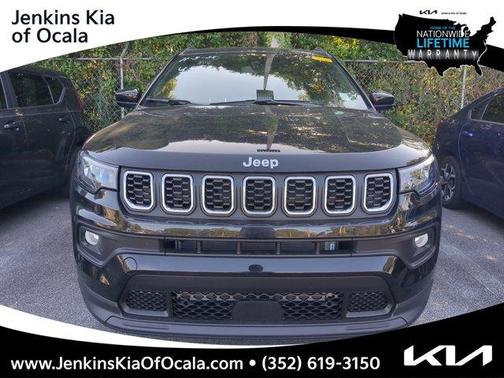 2024 Jeep Compass Latitude Lux