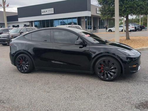 2023 Tesla Model Y Performance