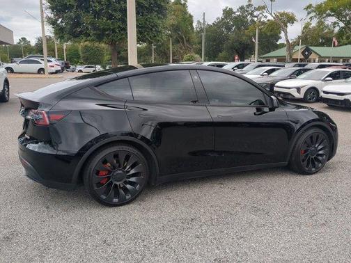 2023 Tesla Model Y Performance