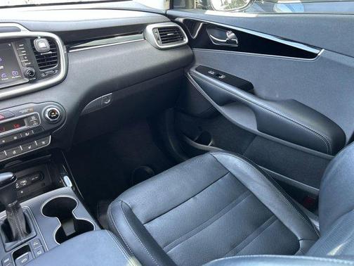 2019 Kia Sorento SX
