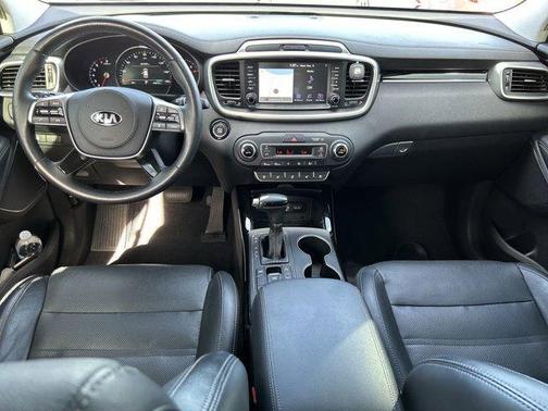 2019 Kia Sorento SX