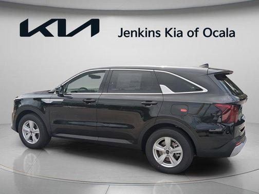 Ebony Black 2026 Kia Sorento LX
