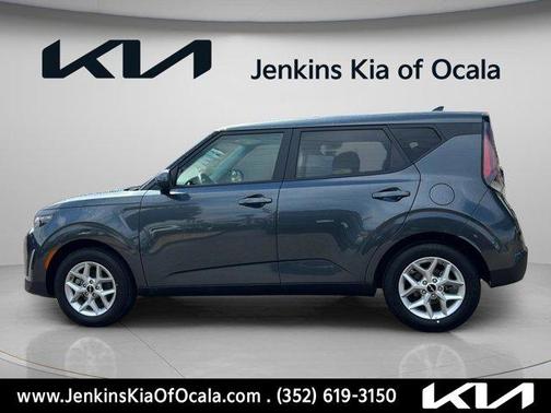Gravity Gray 2025 Kia Soul LX