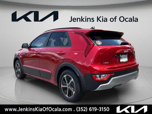 Runway Red 2026 Kia Niro LX