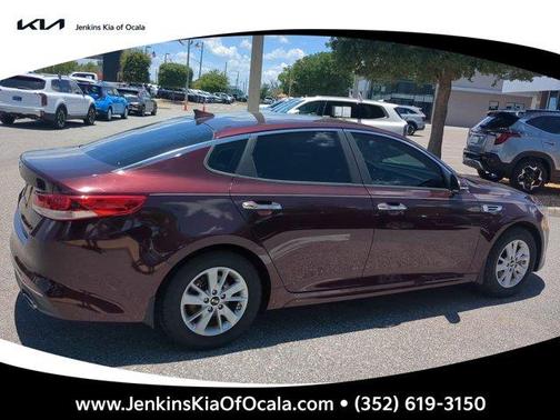 2017 Kia Optima LX