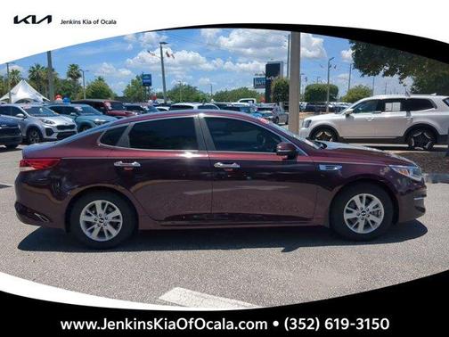 2017 Kia Optima LX