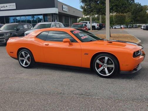2014 Dodge Challenger SRT8