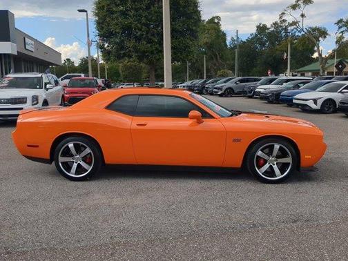 2014 Dodge Challenger SRT8