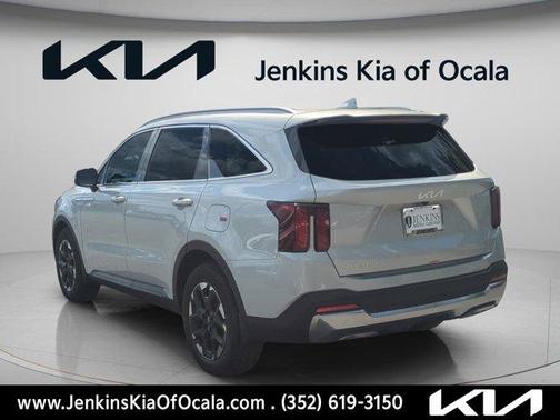 Ivory Silver 2026 Kia Sorento S