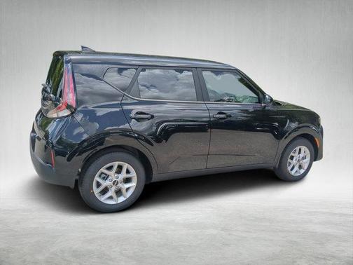 2025 Kia Soul S