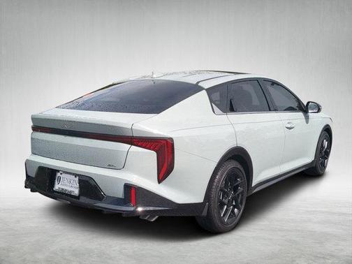 2025 Kia K4 GT-Line Turbo