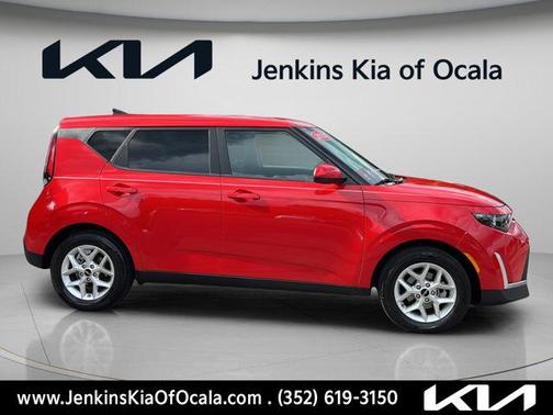 Inferno Red 2024 Kia Soul S