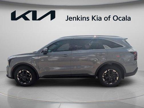 Wolf Gray 2026 Kia Sorento S