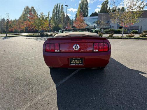 2008 Ford Mustang Deluxe