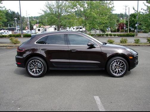 2016 Porsche Macan S