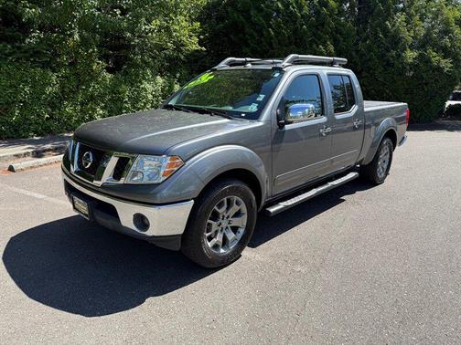 Gun Metallic 2016 Nissan Frontier SL