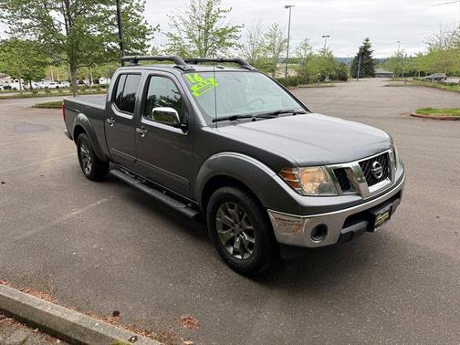 Gun Metallic 2016 Nissan Frontier SL