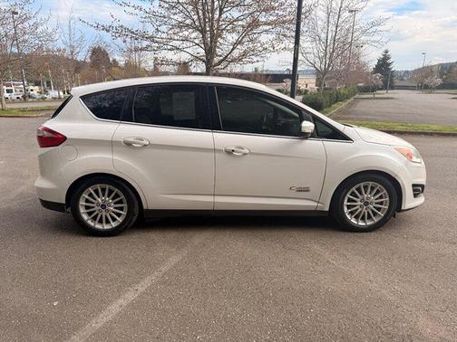 White Platinum Metallic Tri-Coat 2014 Ford C-Max Energi SEL