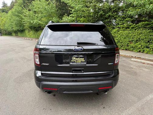 Tuxedo Black Metallic 2013 Ford Explorer Sport