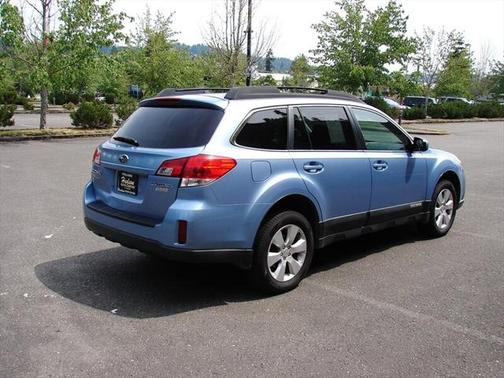 2010 Subaru Outback 2.5 i Premium