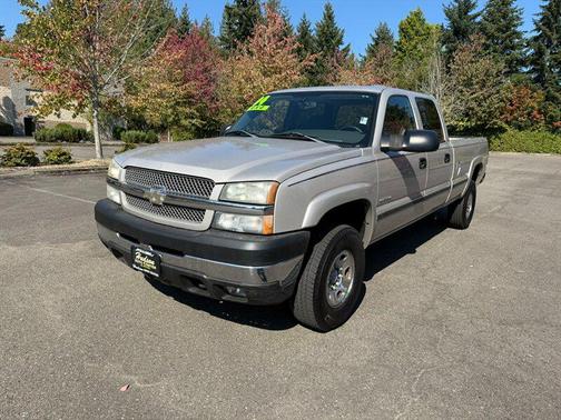 2004 Chevrolet Silverado 3500 LS Crew Cab