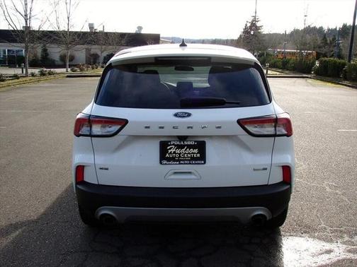 2020 Ford Escape SE