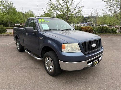 True Blue Clearcoat Metallic/Silver Clearcoat Metallic 2006 Ford F-150 XLT