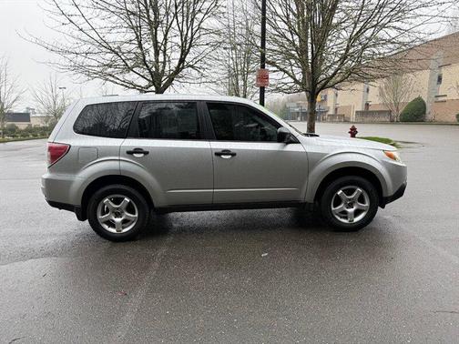 2010 Subaru Forester 2.5 X