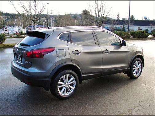 2017 Nissan Rogue Sport SV