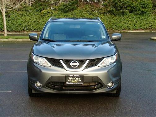 2017 Nissan Rogue Sport SV