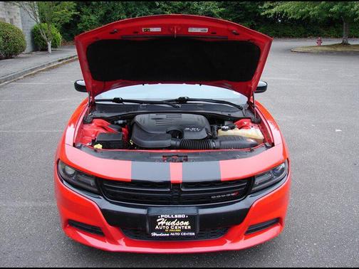 2017 Dodge Charger SE