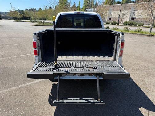 Oxford White 2013 Ford F-150 Lariat