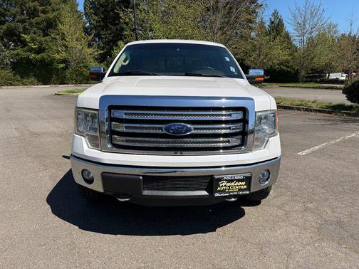 Oxford White 2013 Ford F-150 Lariat