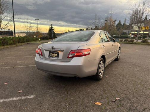 2010 Toyota Camry LE