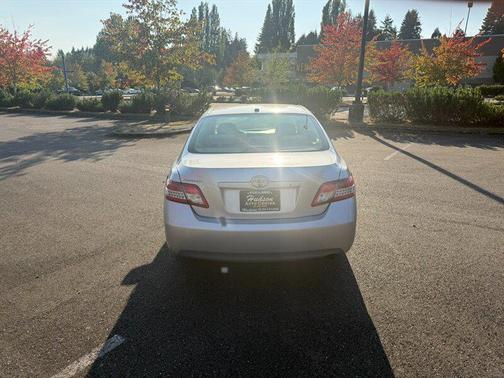 2010 Toyota Camry LE